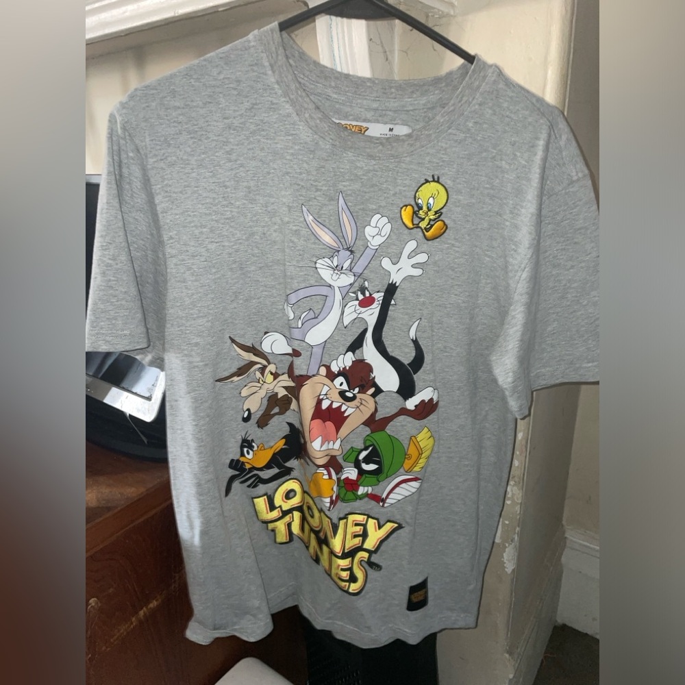 Freeze Looney Tunes Graphic Tee embroidered and patched